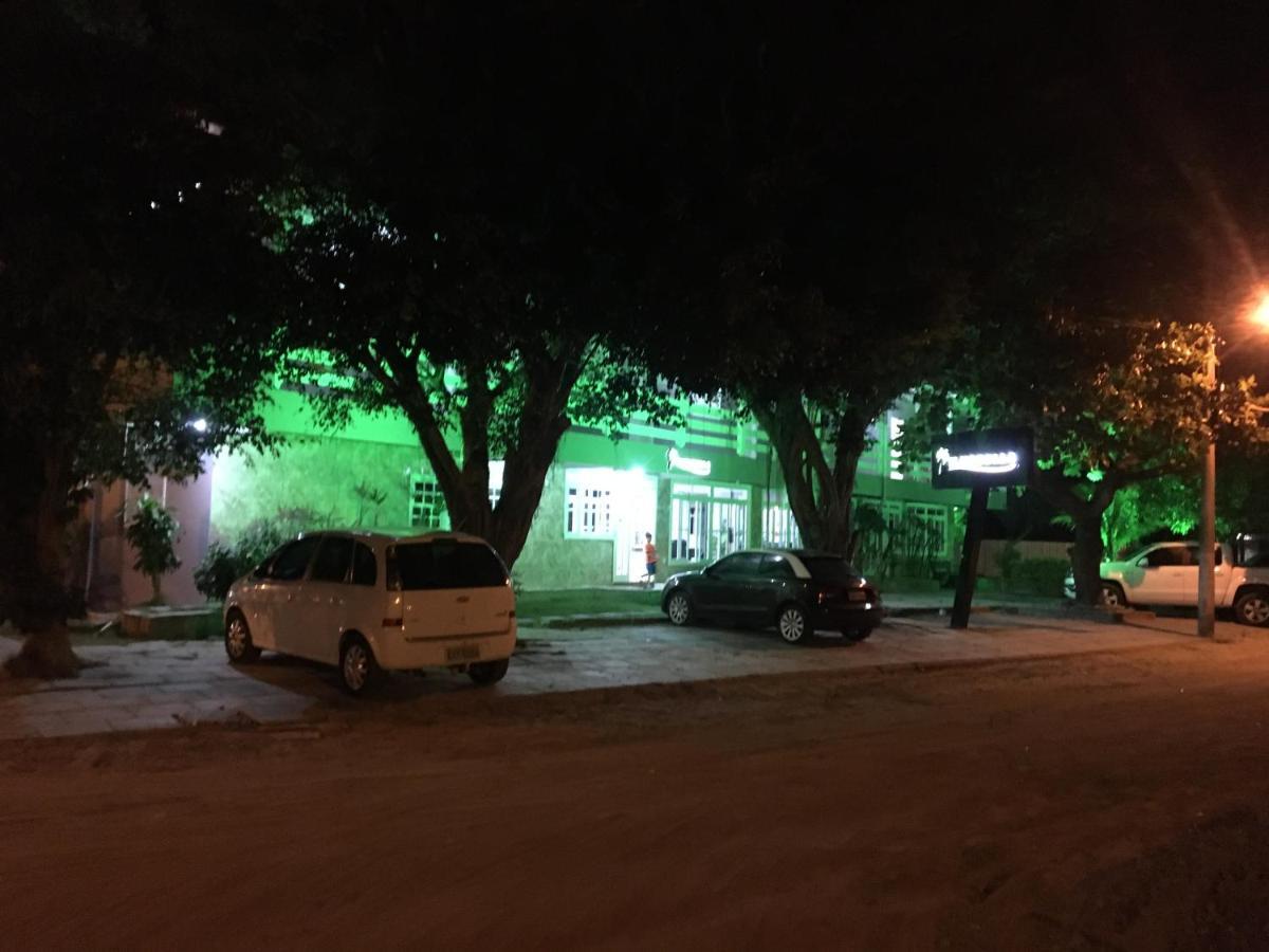 Hotel Pousada Ilha Do Mar บอมบินญัส ภายนอก รูปภาพ